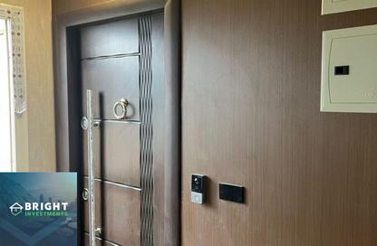 Apartment - 2 Bedrooms - 1 Bathroom for sale in Katameya Gardens - El Katameya Compounds - El Katameya - New Cairo City - Cairo