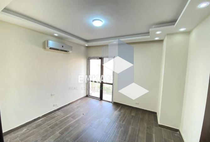 70373163 - Property Image 2