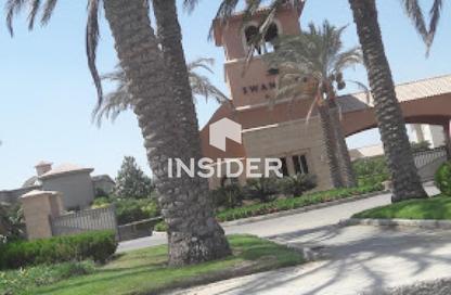 فيلا - 6 غرف نوم - 5 حمامات للبيع في سوان ليك قطامية - التجمع الاول - مدينة القاهرة الجديدة - القاهرة