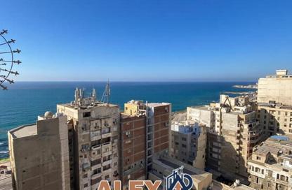 Apartment - 2 Bedrooms - 1 Bathroom for sale in Port Said St. - Sporting - Hay Sharq - Alexandria