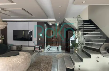 Villa - 3 Bedrooms - 3 Bathrooms for sale in Al  Rabwa - Sheikh Zayed Compounds - Sheikh Zayed City - Giza