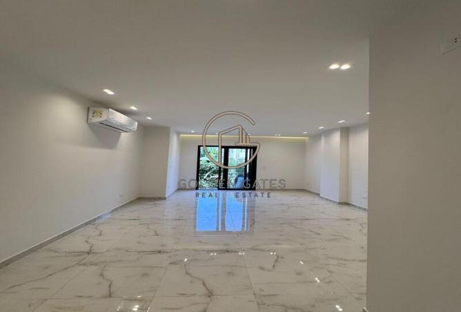 65164210 - Property Image 2