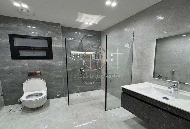 65164210 - Property Image 3