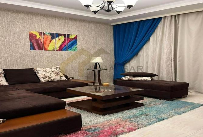 8572433 - Property Image 2