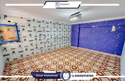 Apartment - 2 Bedrooms - 1 Bathroom for sale in Al Hedaya Mosque St. - Saba Basha - Hay Sharq - Alexandria