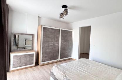 Apartment - 2 Bedrooms - 2 Bathrooms for sale in Fifth Square - The 5th Settlement - New Cairo City - Cairo