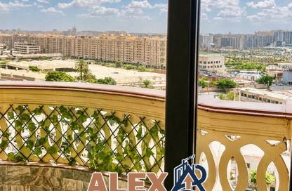 Apartment - 3 - 2 for rent in Kafr Abdo St. - Kafr Abdo - Roushdy - Hay Sharq - Alexandria