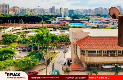 Apartment - 4 Bedrooms - 2 Bathrooms for sale in Al Delta St. - Sporting - Hay Sharq - Alexandria