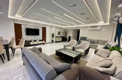 Apartment - 3 Bedrooms - 3 Bathrooms for sale in Ahmed Orabi St. - Mohandessin - Giza