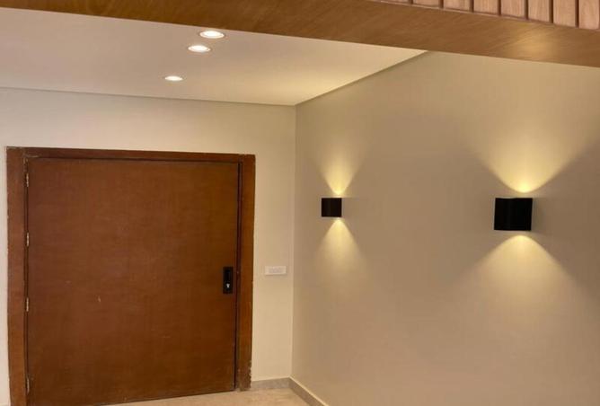 66702295 - Property Main Image