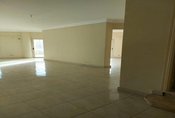 8703445 - Property Image 2