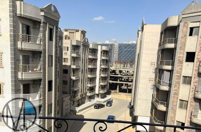 Apartment - 3 Bedrooms - 3 Bathrooms for sale in Sarayat El-Kattameya - El Katameya Compounds - El Katameya - New Cairo City - Cairo