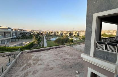 فيلا - 4 غرف نوم - 5 حمامات للبيع في نيو جيزة - طريق مصر اسكندرية الصحراوي - مدينة 6 أكتوبر - الجيزة