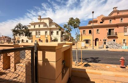 Townhouse - 4 - 4 for sale in City Gate - 5th Settlement Compounds - The 5th Settlement - New Cairo City - Cairo Townhouse - 4 - 4 for sale in City Gate - 5th Settlement Compounds - The 5th Settlement - New Cairo City - Cairo