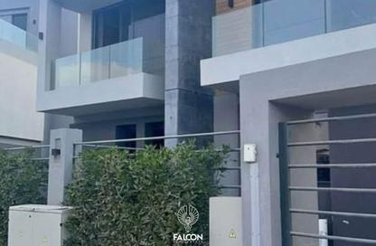 فيلا - 4 - 4 للبيع في باتيو كازا - الباتيو - كمبوندات الشروق - مدينة الشروق - القاهرة