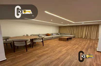 شقة - 3 غرف نوم - 3 حمامات للايجار في شارع احمد بن حنبل - الرحاب المرحلة الأولى - الرحاب - مدينة القاهرة الجديدة - القاهرة