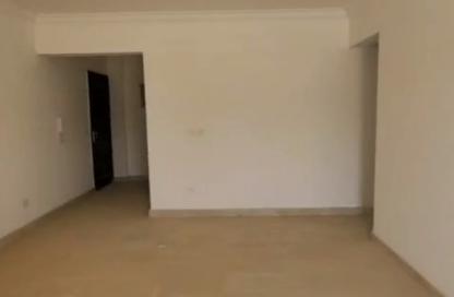 Apartment - 3 Bedrooms - 2 Bathrooms for sale in Janna - New Cairo City - Cairo
