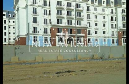 Villa - 3 Bedrooms - 3 Bathrooms for sale in Mountain View iCity October - 6 October Compounds - 6 October City - Giza