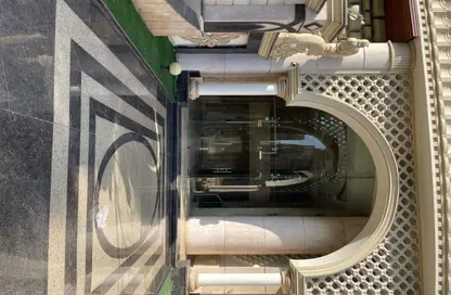 طابق كامل - استوديو - 3 حمامات للبيع في شارع البارون - الكوربة - مصر الجديدة - القاهرة