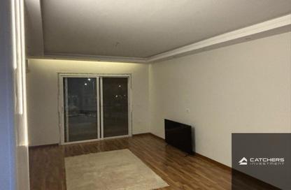Apartment - 2 Bedrooms - 1 Bathroom for rent in Hyde Park - New Cairo City - Cairo