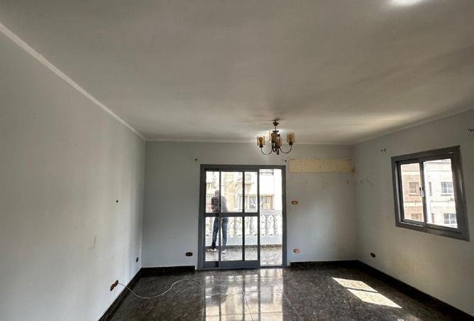 54231171 - صورة العقار 2