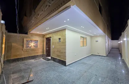 فيلا - 3 غرف نوم - 2 حمامات للبيع في البوابة الاولي - خوفو - حدائق الاهرام - الجيزة