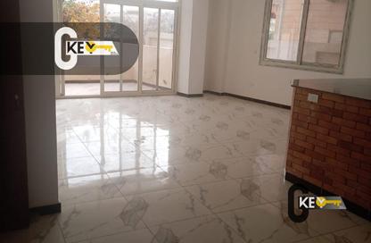 Apartment - 3 Bedrooms - 2 Bathrooms for rent in Moez Al Dawla St. - El Banafseg 6 - El Banafseg - New Cairo City - Cairo