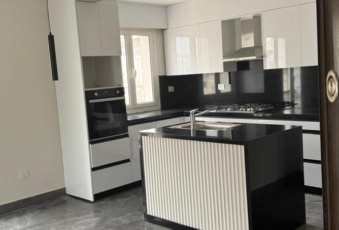 70107674 - Property Main Image