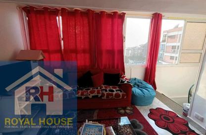 Apartment - 2 Bedrooms - 2 Bathrooms for sale in Al Nozha St. - Ard El Golf - Heliopolis - Masr El Gedida - Cairo