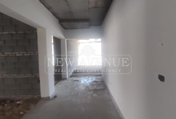 98012580 - Property Image 3