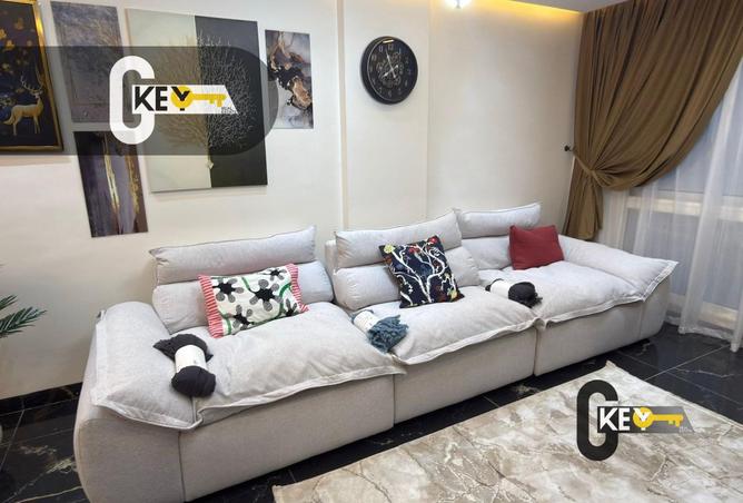 106028243 - Property Image 2