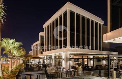 Office Space - Studio - 3 Bathrooms for sale in Waterway East - The 5th Settlement - New Cairo City - Cairo Office Space - Studio - 3 Bathrooms for sale in Waterway East - The 5th Settlement - New Cairo City - Cairo