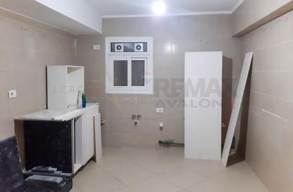 Apartment - 4 Bedrooms - 2 Bathrooms for sale in Grand View - Smouha - Hay Sharq - Alexandria