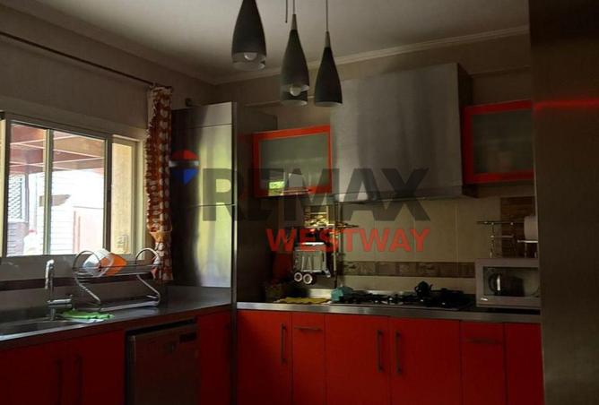104042867 - Property Image 2