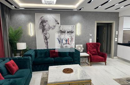 Apartment - 3 Bedrooms - 3 Bathrooms for sale in Lake View Residence - 5th Settlement Compounds - The 5th Settlement - New Cairo City - Cairo