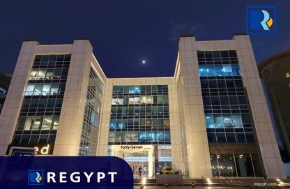 Office Space - Studio - 4 Bathrooms for rent in V90 - North Teseen St. - The 5th Settlement - New Cairo City - Cairo