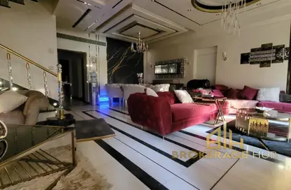 منزل مزدوج - 3 غرف نوم - 3 حمامات للبيع في ميفيدا - كمبوندات التجمع الخامس - التجمع الخامس - مدينة القاهرة الجديدة - القاهرة