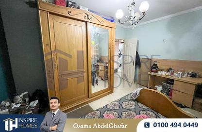 شقة - 3 غرف نوم - 1 حمام للبيع في المستثمر الصغير - الحي العاشر - الشيخ زايد - الجيزة