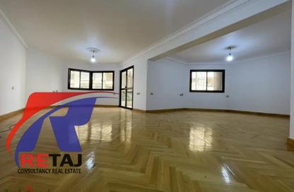 Apartment - 3 Bedrooms - 2 Bathrooms for sale in Dawood Hosni St. - 6th Zone - Nasr City - Cairo