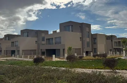 Villa - 5 Bedrooms - 5 Bathrooms for sale in Palm Hills New Cairo - 5th Settlement Compounds - The 5th Settlement - New Cairo City - Cairo