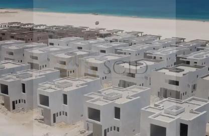 Chalet - 3 Bedrooms - 3 Bathrooms for sale in Azha North - Ras Al Hekma - North Coast