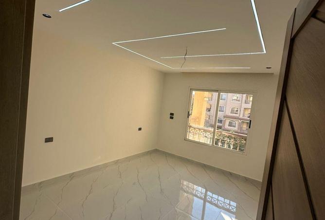 8544353 - Property Image 3