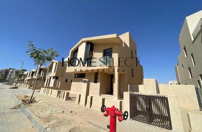 Villa - 4 Bedrooms - 6 Bathrooms for sale in Karmell - New Zayed City - Sheikh Zayed City - Giza