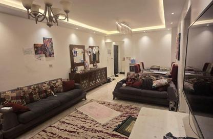 Apartment - 3 Bedrooms - 1 Bathroom for rent in Gardenia City Compound Nasr City - Zahraa Madinat Nasr - Nasr City - Cairo