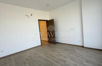 Office Space - Studio - 2 Bathrooms for rent in Lake View - 5th Settlement Compounds - The 5th Settlement - New Cairo City - Cairo