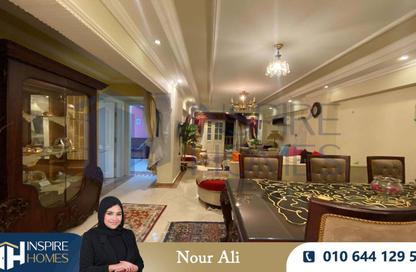 شقة - 3 غرف نوم - 2 حمامات للايجار في سموحة - حي شرق - الاسكندرية
