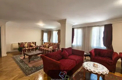 Apartment - 3 Bedrooms - 3 Bathrooms for rent in Kafr Abdo St. - Kafr Abdo - Roushdy - Hay Sharq - Alexandria