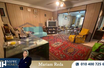 شقة - 3 غرف نوم - 2 حمامات للايجار في شارع السيدة سكينة إبنت الحسين - كفر عبده - رشدي - حي شرق - الاسكندرية