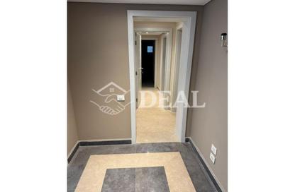 شقة - 2 غرف نوم - 3 حمامات للبيع في نيو جيزة - طريق مصر اسكندرية الصحراوي - مدينة 6 أكتوبر - الجيزة