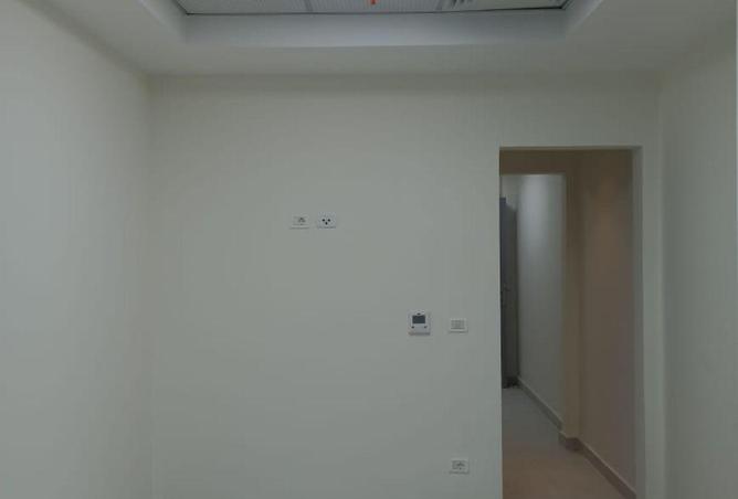 70631584 - صورة العقار 3